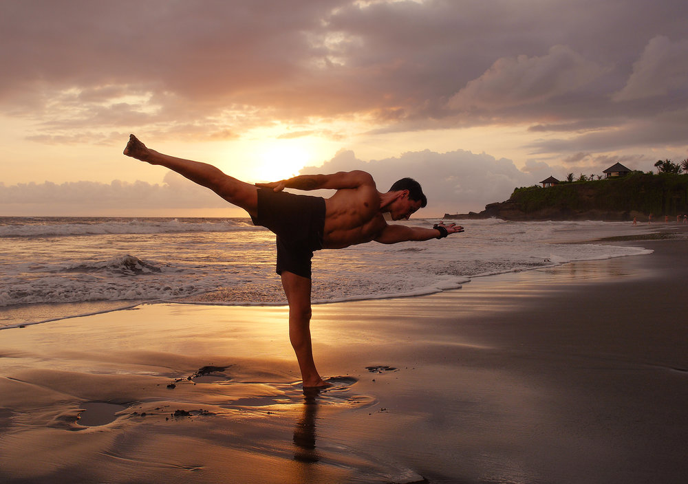 Vinyasa & yin yoga classes with Nico Luce – Nueva Luna Yoga